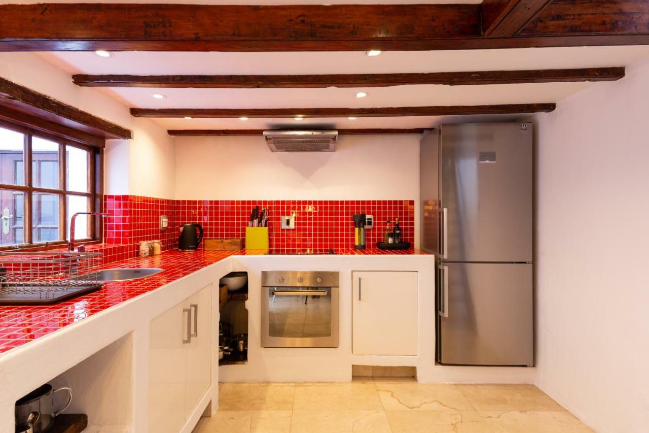 Central Cape Town, Stylish Home, With Private Courtyard 외부 사진