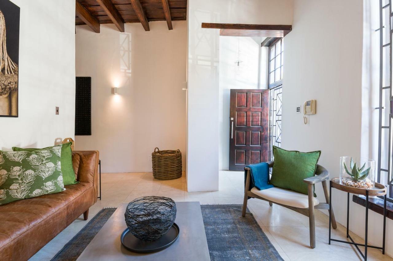 Central Cape Town, Stylish Home, With Private Courtyard 외부 사진